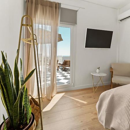 Luxurious Apartment With Big Sea View Terrace - Central Location Афіни Екстер'єр фото
